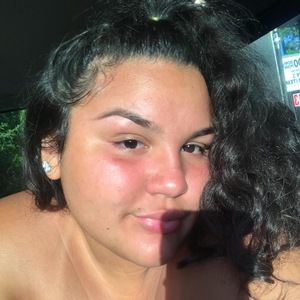 Meet your Posher, Fatima